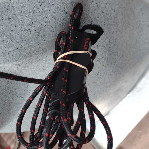 Run MusGaming Headset with Microphone - Black and Red NWOT - Picture 3 of 3